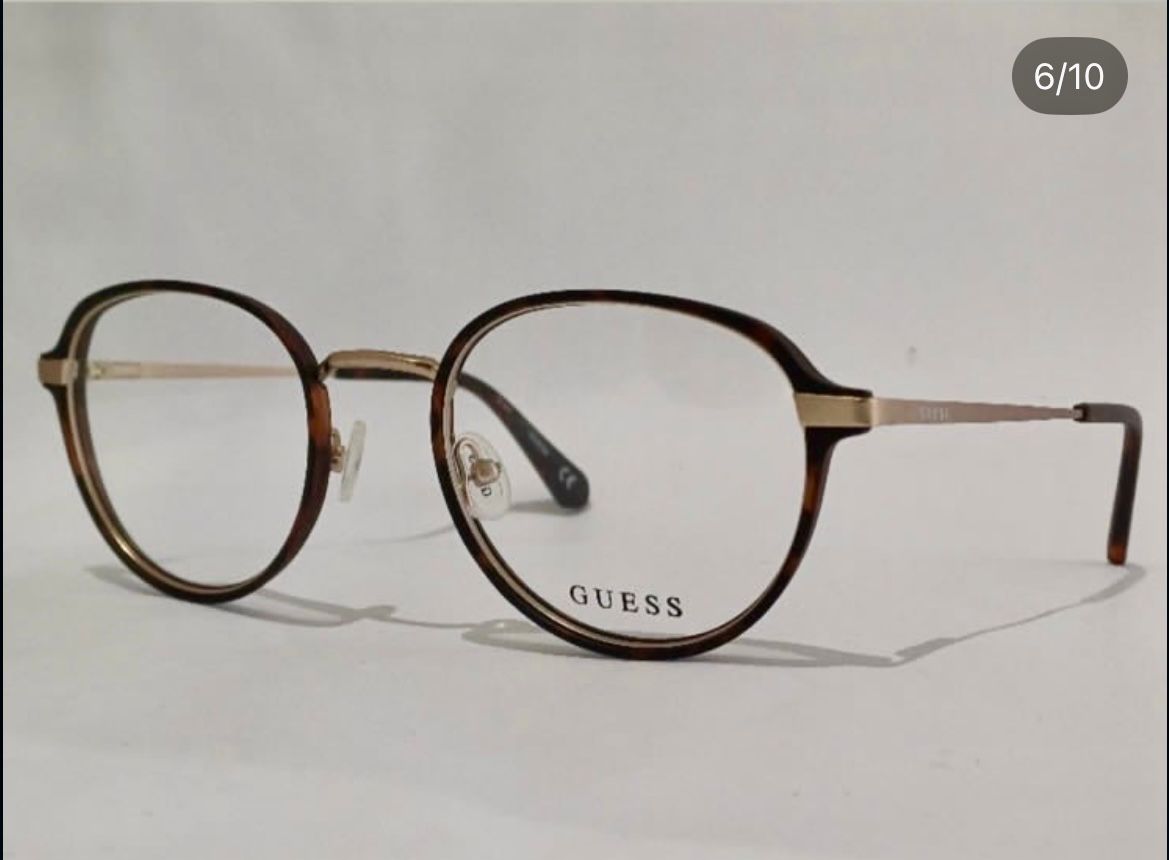 Guess Frames